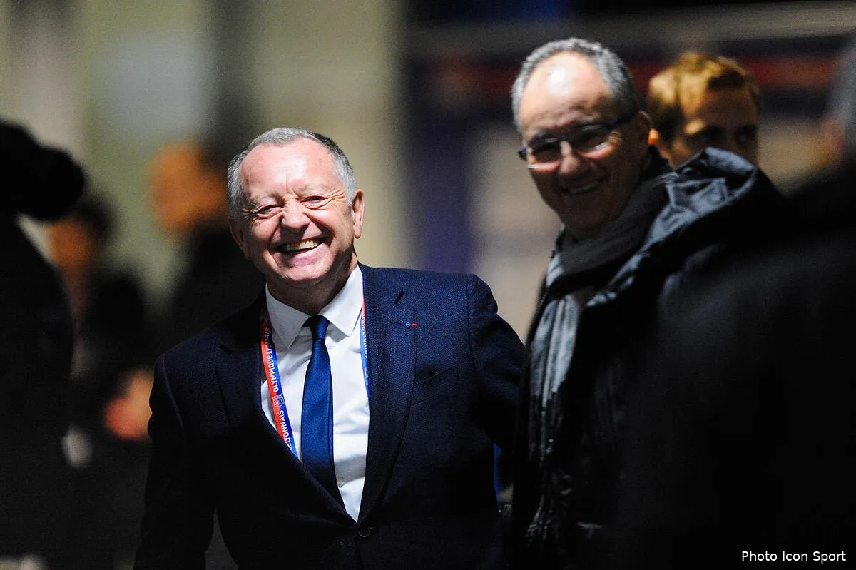 ol anthony martial de retour en pret aulas repond avec humour iconsport jpt 211216 08 70165552