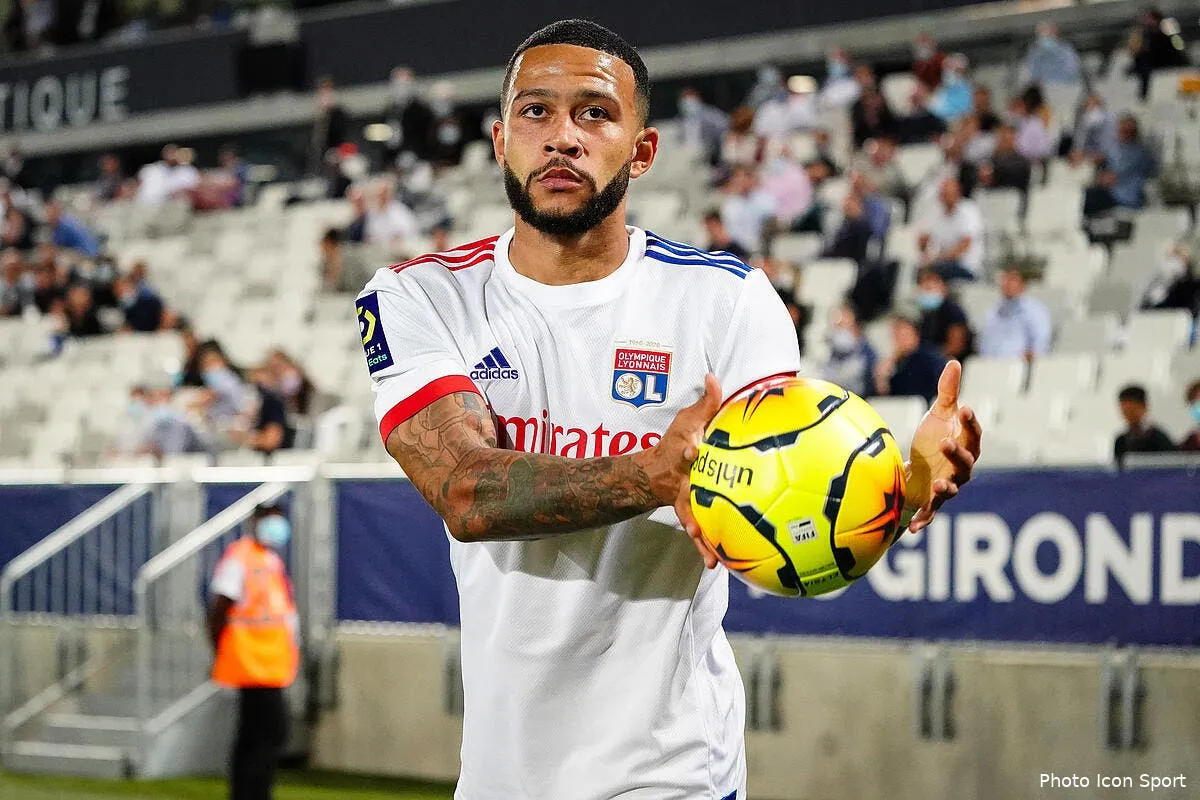 ol aouar et depay deux departs sur le buzzer icon 200911p029748294067