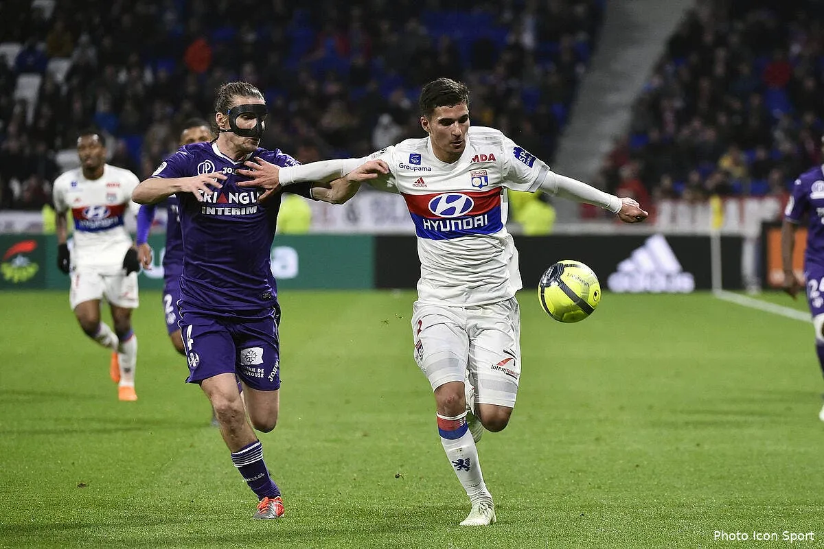 ol aouar patron de l ol riolo a un enorme doute icon laf 010418 77 416214531
