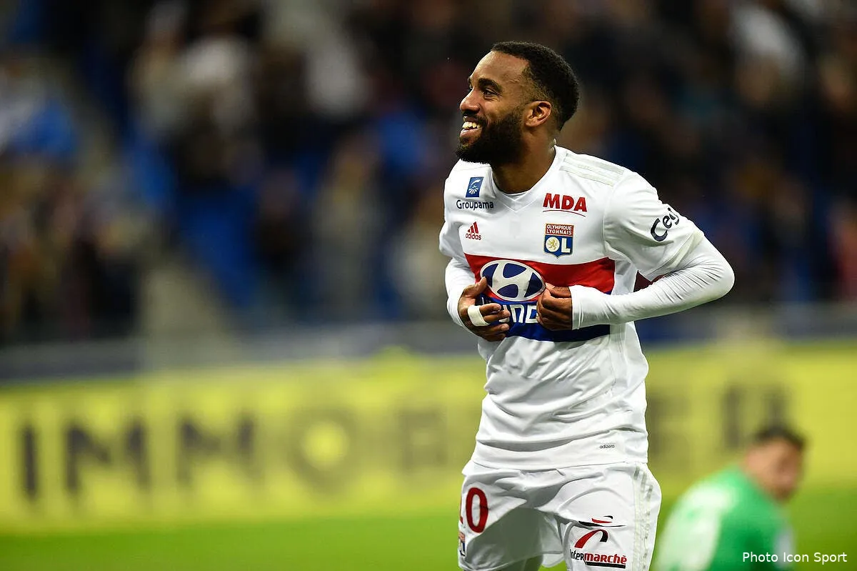ol arsenal monte a 58me plus des bonus pour lacazette iconsport laf 200517 03 04183491