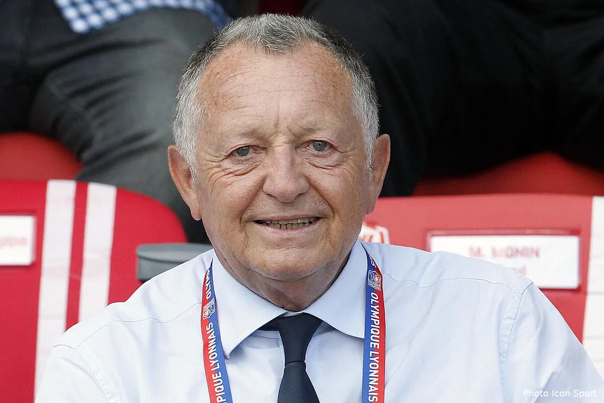 ol asse aulas est cash le stade du parc ol domine geoffroy guichard iconsport mrv 140816 29 44166646