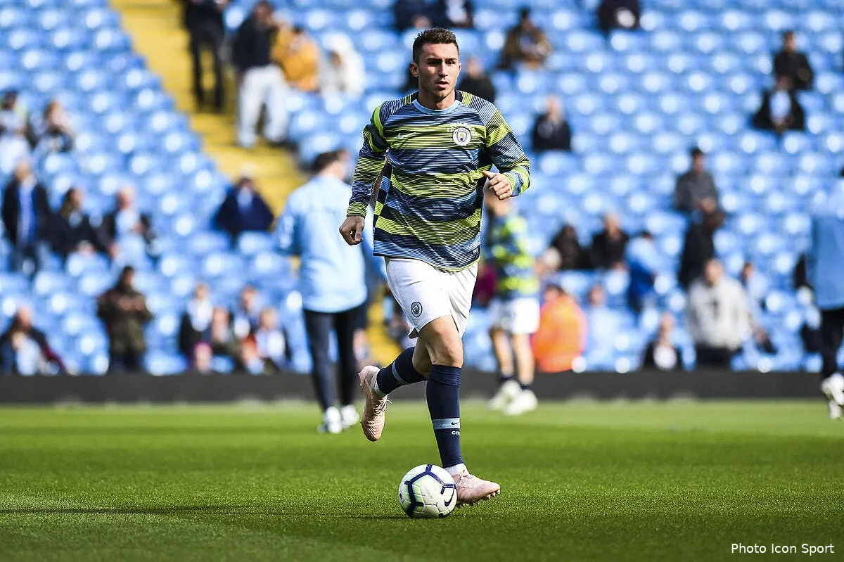 ol asse lyon et sainte se battent pour le frere d aymeric laporte iconsport icon 38843344237423