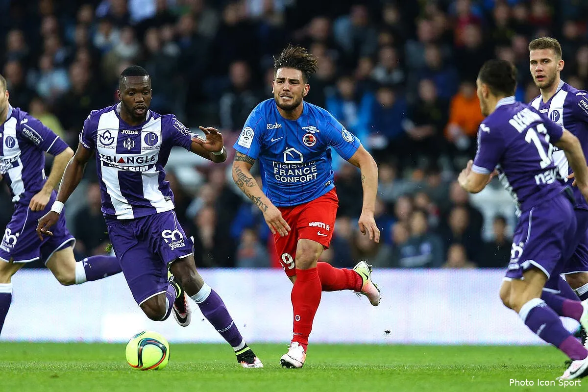 ol au cas ou lyon se renseigne pour un buteur de l1 a 12 me iconsport blo 020416 08 84146570