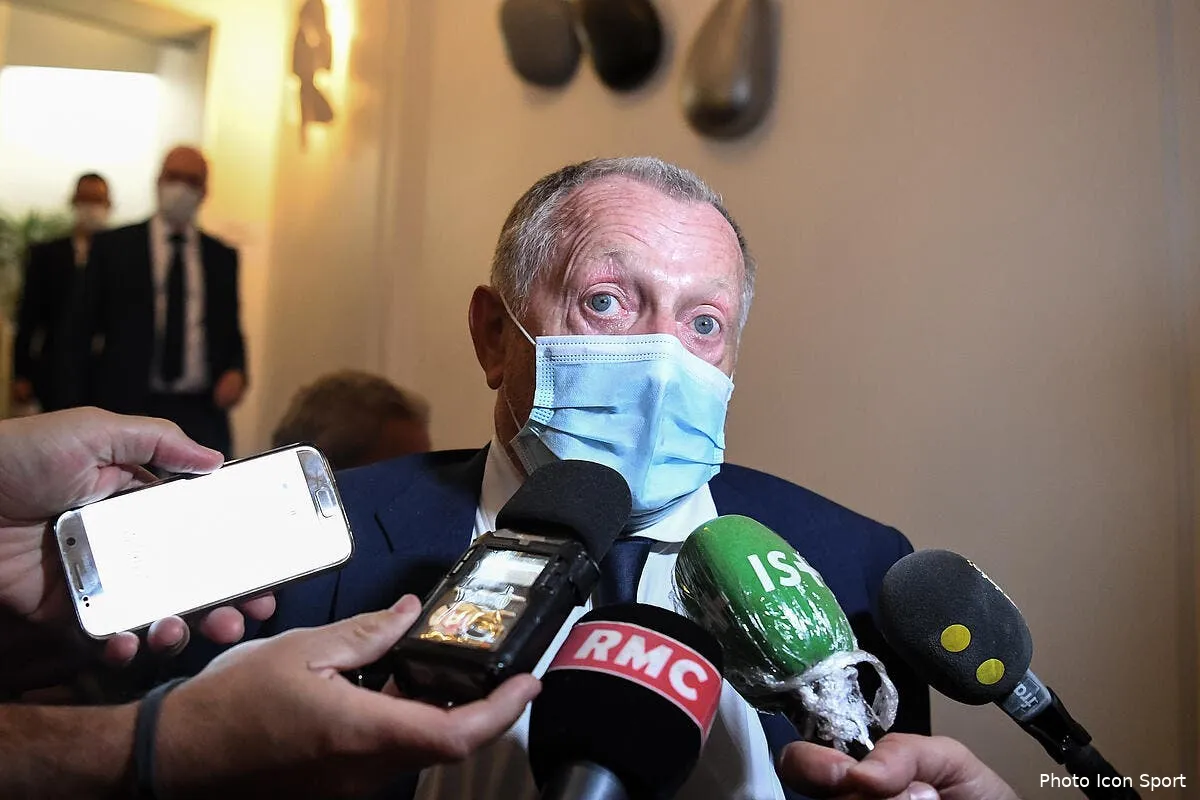 ol aulas a ete baillonne le masque tombe icon bap 100920 93 069297707