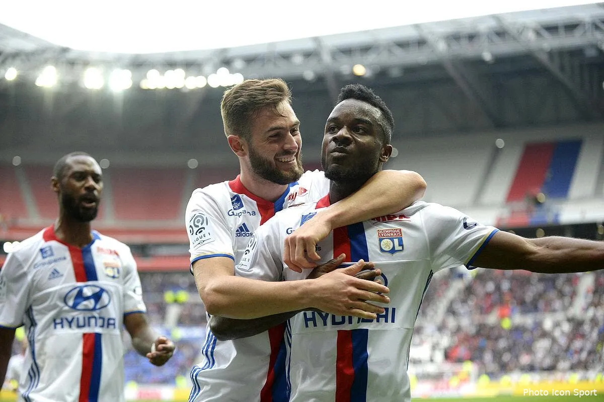 ol aulas devoile les raisons de croire a la remontadajax iconsport laf 070517 05 35179264