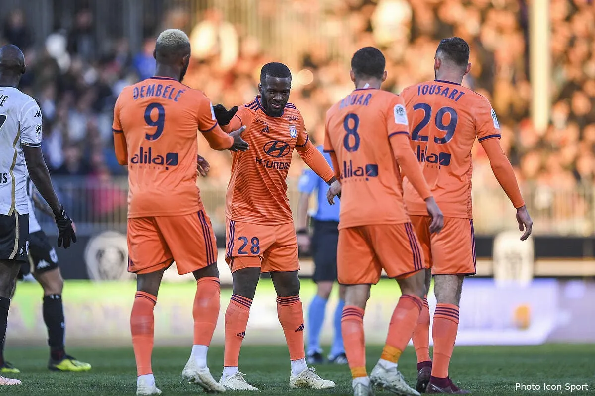 ol aulas fait une promesse aux supporters avant le mercato icon alc 271018 45 152237847