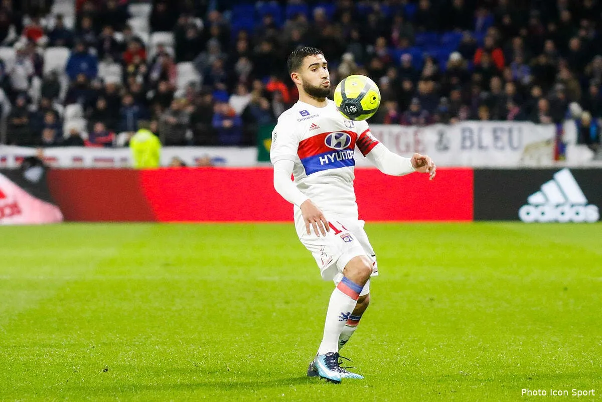 ol aulas force par fekir a faire un cadeau a liverpool iconsport icon bia 110218 08 35221589