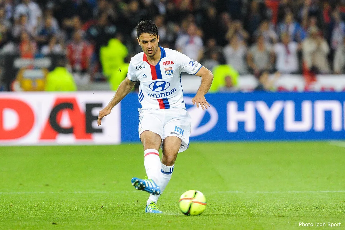 ol aulas pousse ouvertement grenier vers la sortie iconsport jpt 070516 08 28147820