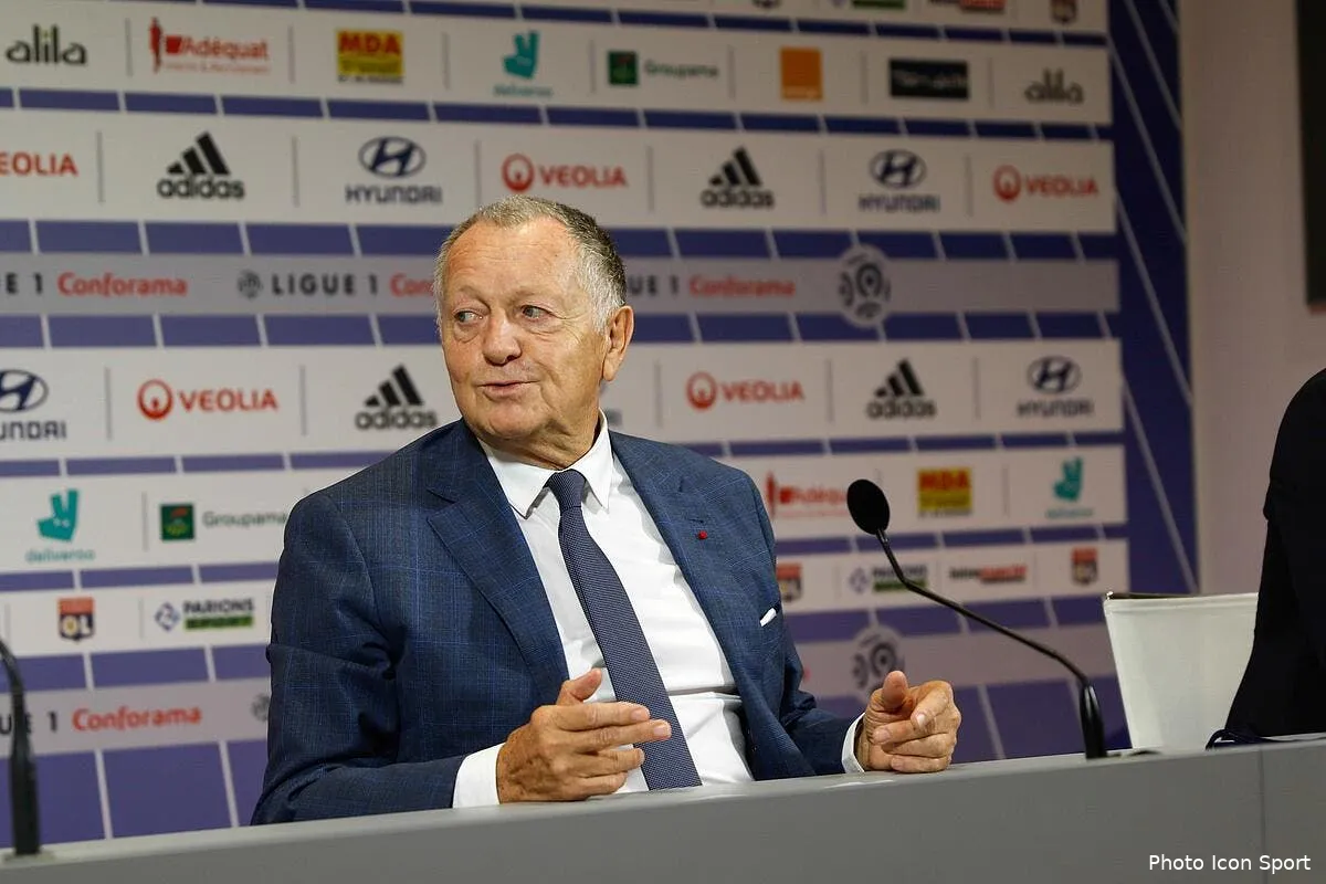 ol aulas repond a l attaque de l equipe icon bia 151019 08 29277125