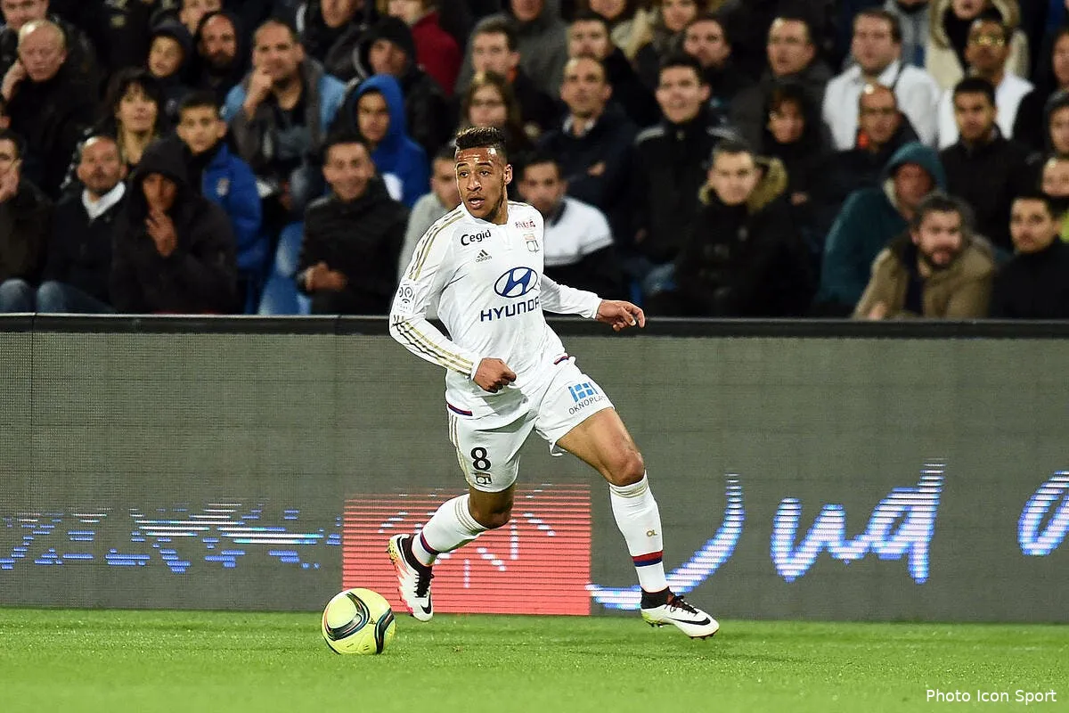 ol aulas repousse une offre de 20 me ca va encore monter iconsport dim 080416 23 30146096