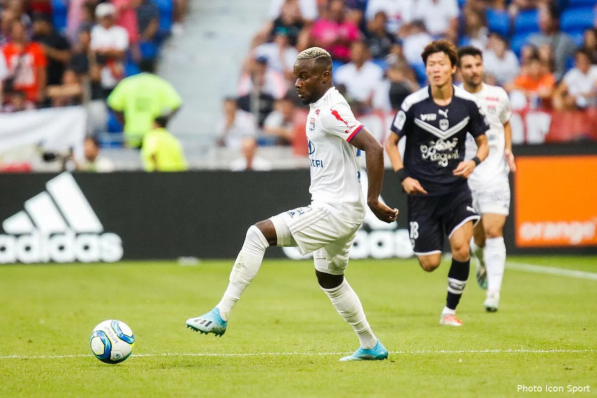 ol aulas s est evite un panic buy a 17 me au mercato icon bia 310819 08 25263541