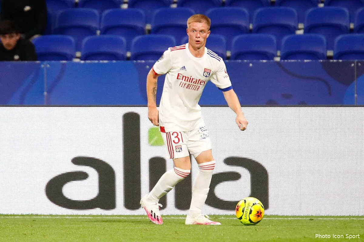 ol bard absent du groupe pour la finale contre le psg icon 25i9494 copie290491