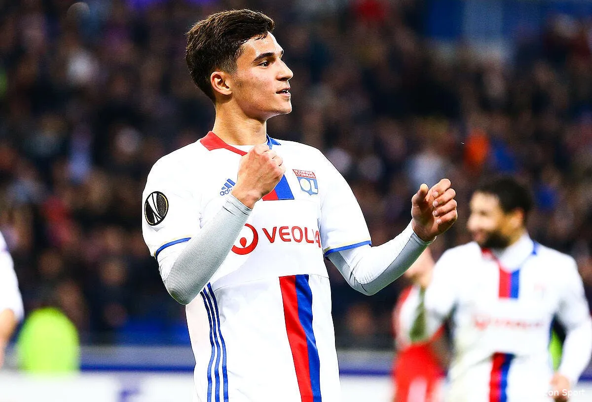 ol benzema nomme le joueur du futur a lyon iconsport bpi 230217 93 21174634