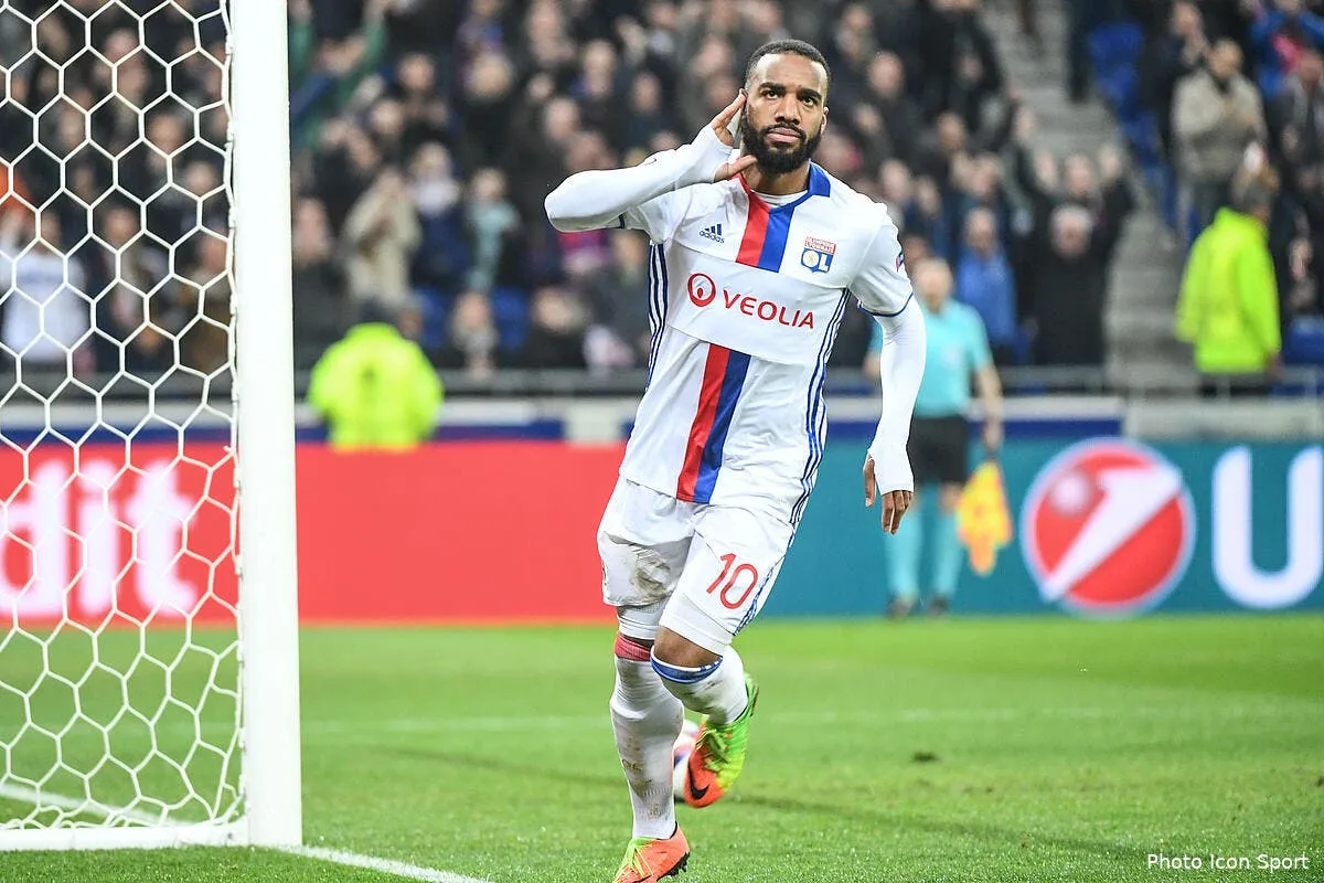 ol bertrand latour ne voit plus lyon assez excitant au mercato iconsport dib 090317 10 51183509