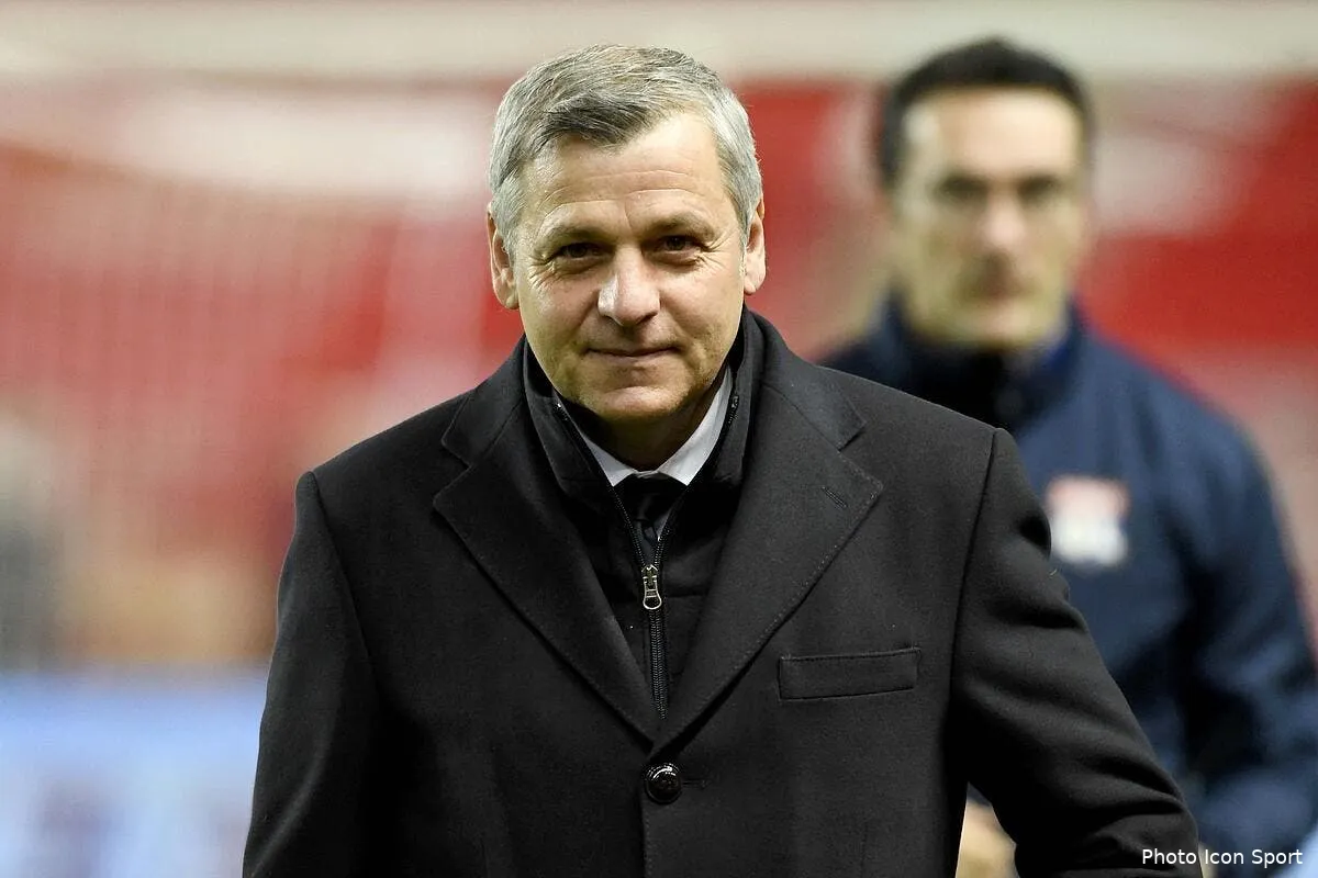 ol bertrand latour president du fan club de bruno genesio iconsport icon del 050218 12 03220051