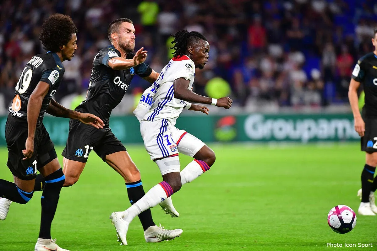 ol bertrand traore a tue l om a lui tout seul iconsport icon win 230918 01 63343231331