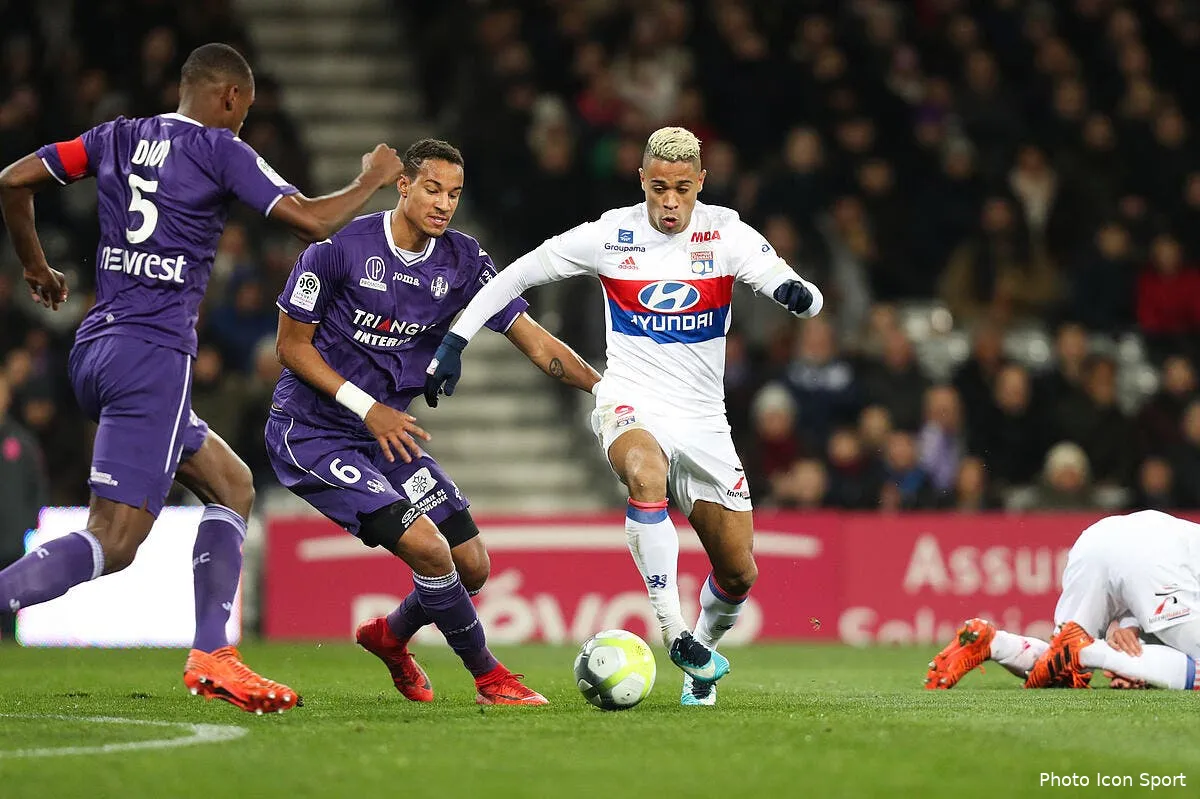 ol bonne annee bonne sante c est l ol version genesio iconsport icon blo 201217 02 07204127