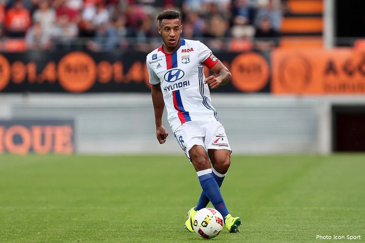 ol brassard tactique but de la tete tolisso a tout prevu pour le derby iconsport vmi 240916 08 21156662