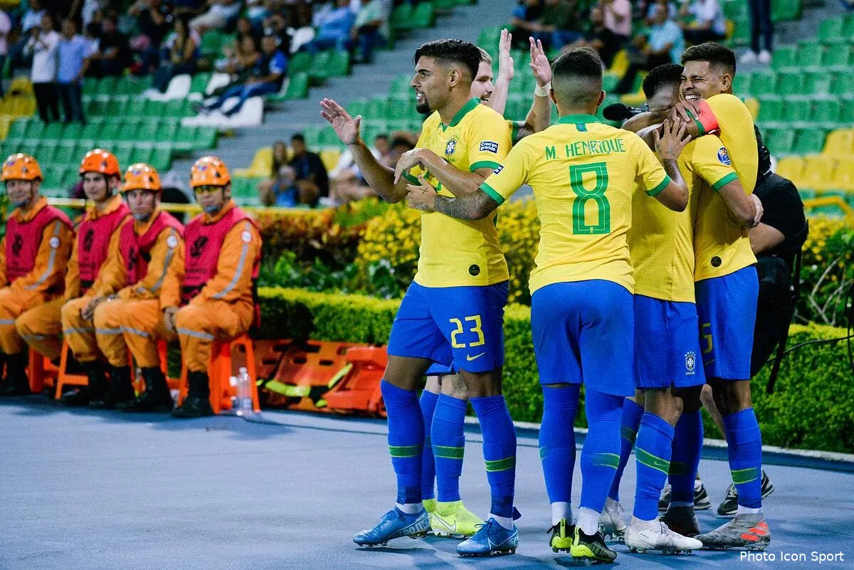 ol bruno guimaraes a tokyo il a negocie comme un chef icon des20200120005278015