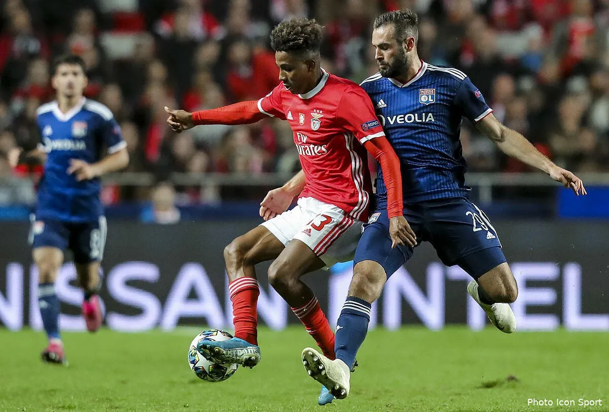 ol cadeau inespere west ham remet lyon sur la piste gedson fernandes gedson fernandes274855