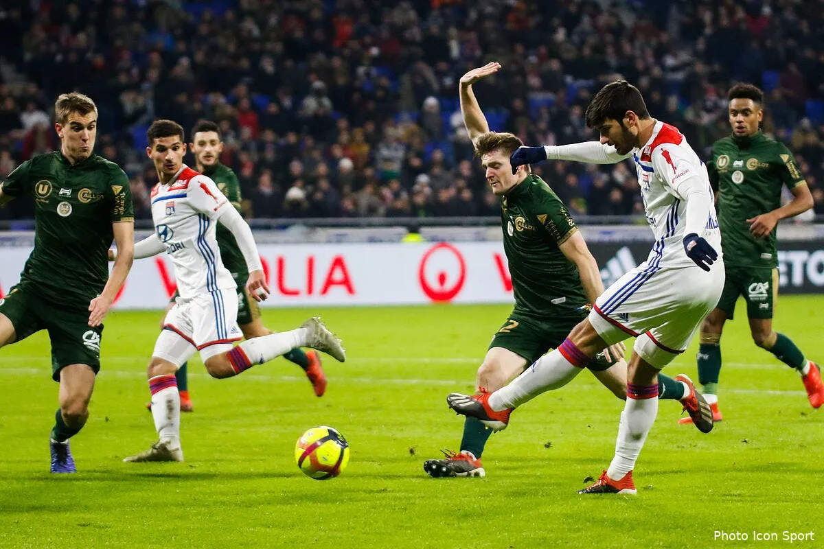 ol ce club anglais totalement calme par lyon au mercato icon bia 110119 02 12242973