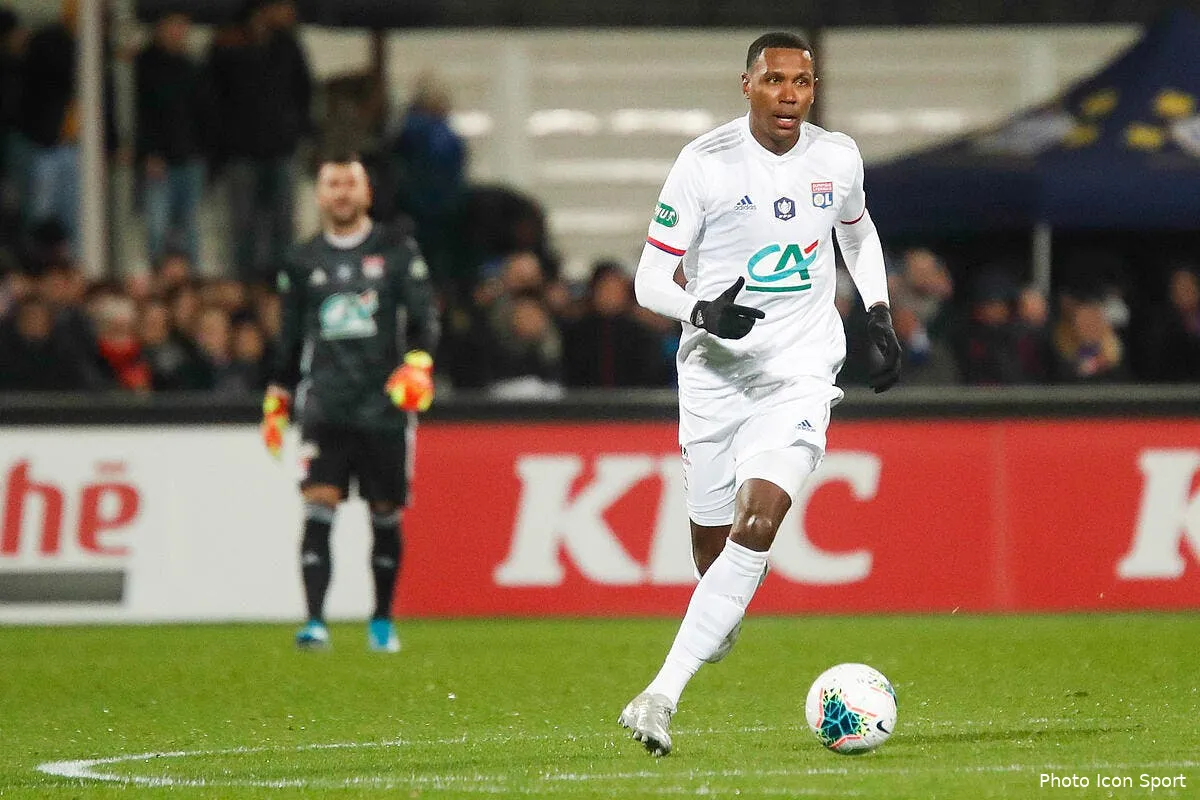 ol ce depart tant espere du mercato se precise a lyon icon 25i9299 copie274763