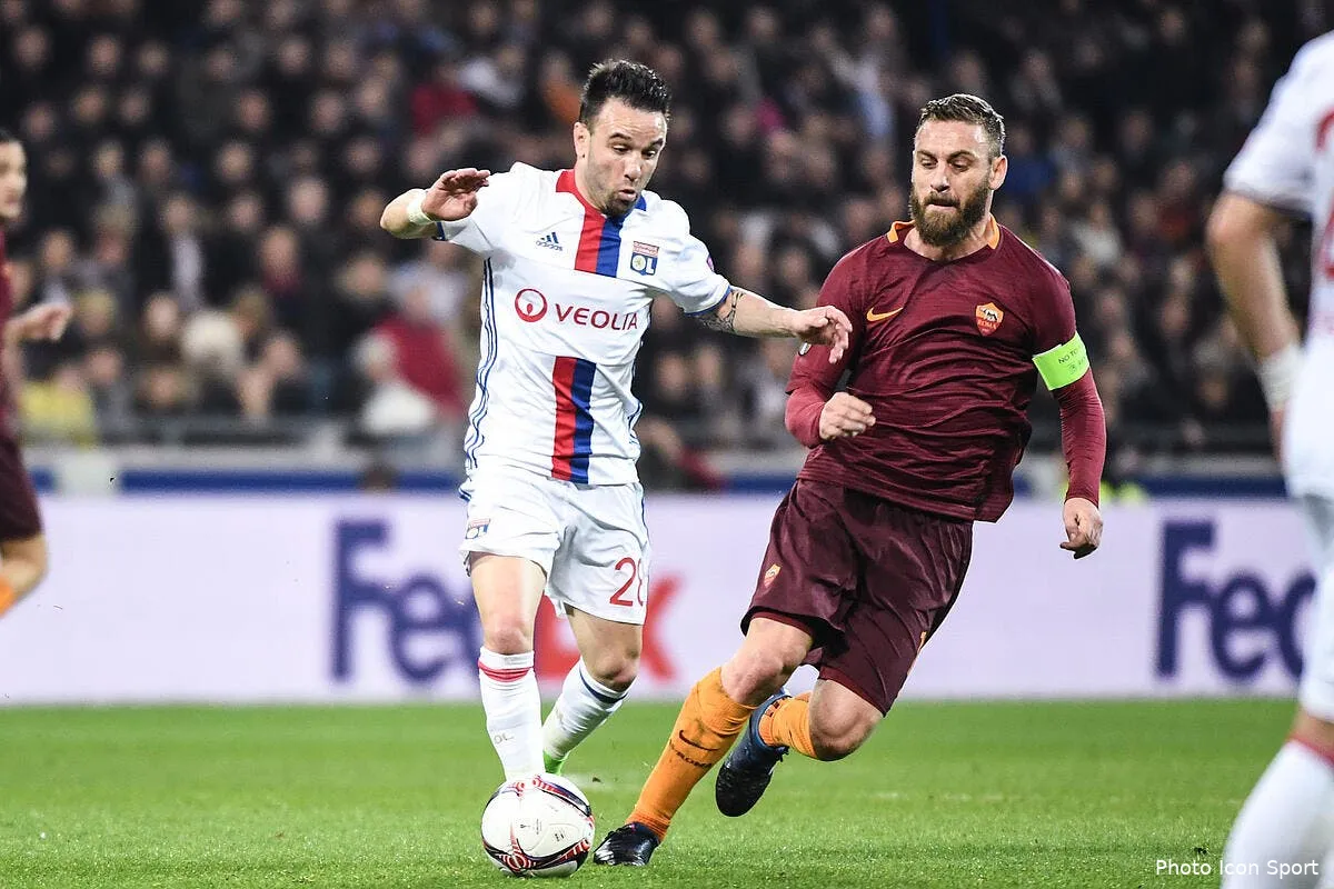 ol ce gros bug de lyon enerve valbuena iconsport dib 090317 10 164173374