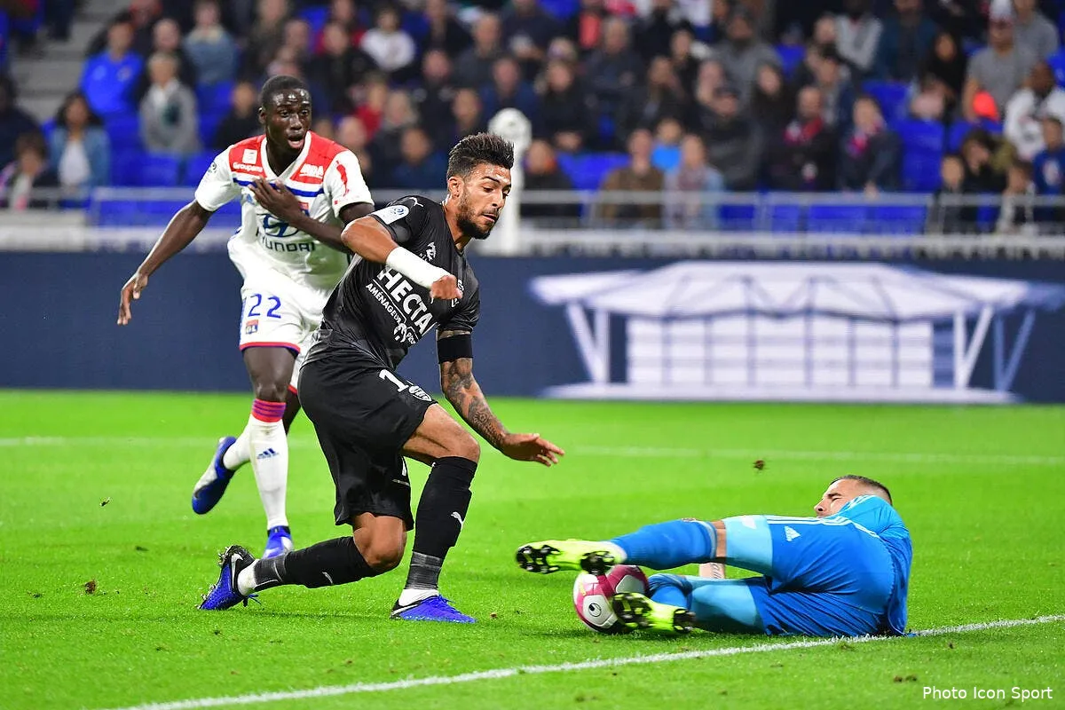 ol ce joueur explose lyon declare la guerre a l asse au mercato icon win 191018 01 66880250709