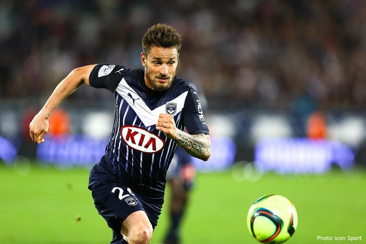 ol ce lateral annonce comme une recrue parfaite pour lyon iconsport blo 110516 88 03143220