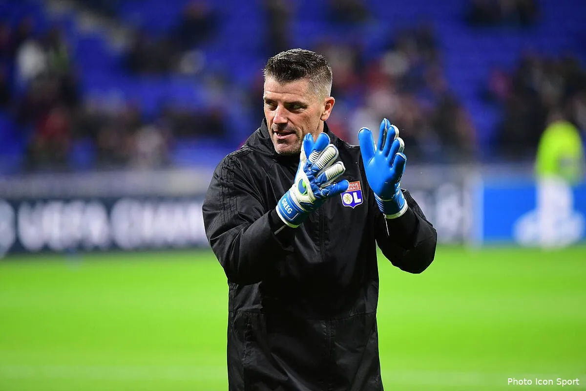 ol cet adjoint qui ne veut surtout pas etre entraineur principal iconsport icon win 271118 01 71642239735