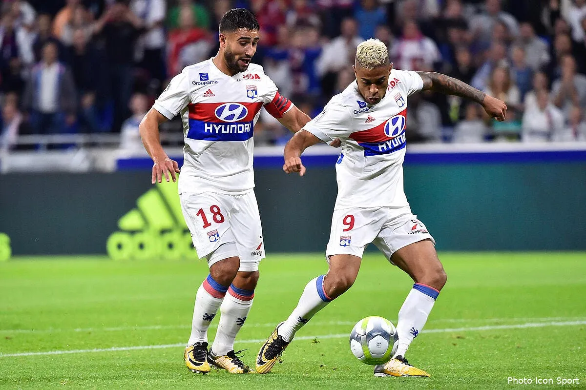 ol comment fekir a evite un penaltygate avec mariano iconsport icon laf 230917 08 49194543