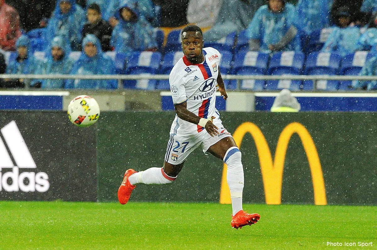 ol cornet une monnaie d echange pour recruter iturbe iconsport jpt 051116 04 38160948