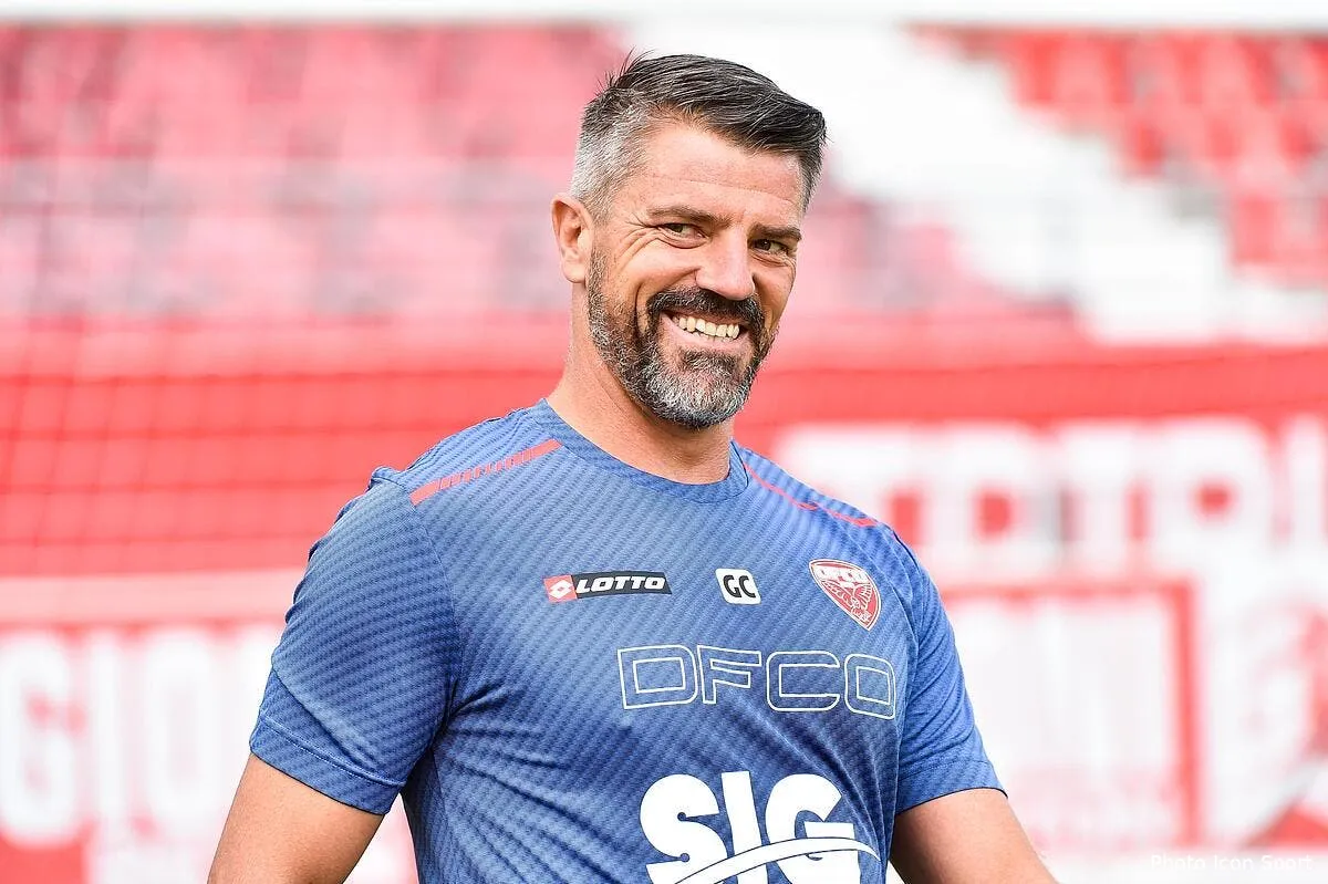 ol coupet envoie une addition xxl a garcia et aulas icon dsc 5372297527