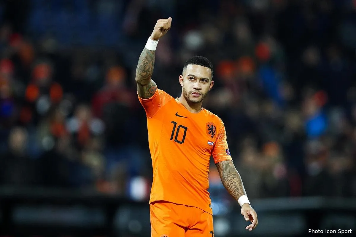 ol depay a man utd aulas se defend et attaque les supporters icon vim 161118 08 04236585