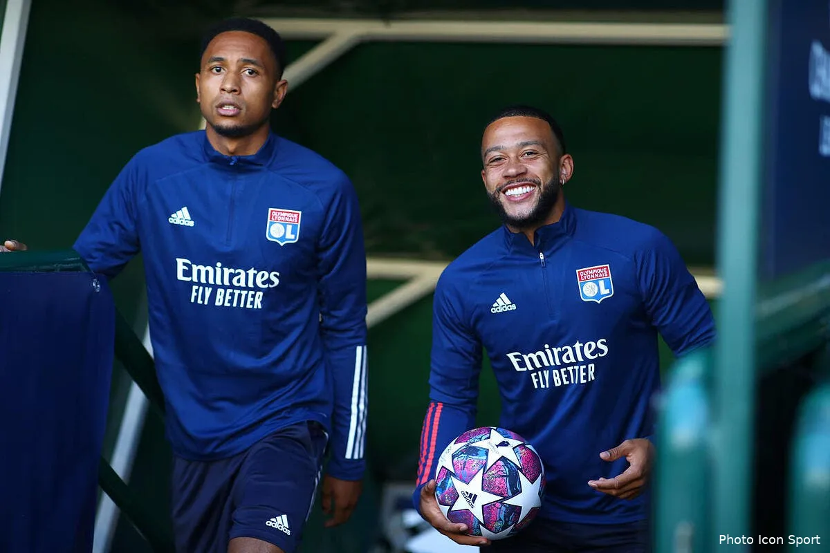 ol depay absent de l entrainement les fans en pls icon 1266334651294831