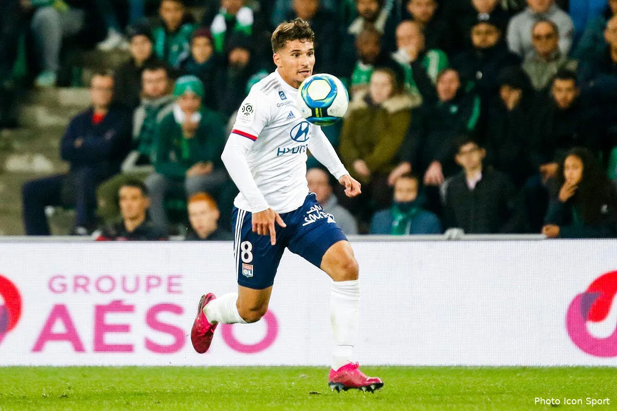 ol depay blesse aouar donne une idee a garcia aouar 11267397