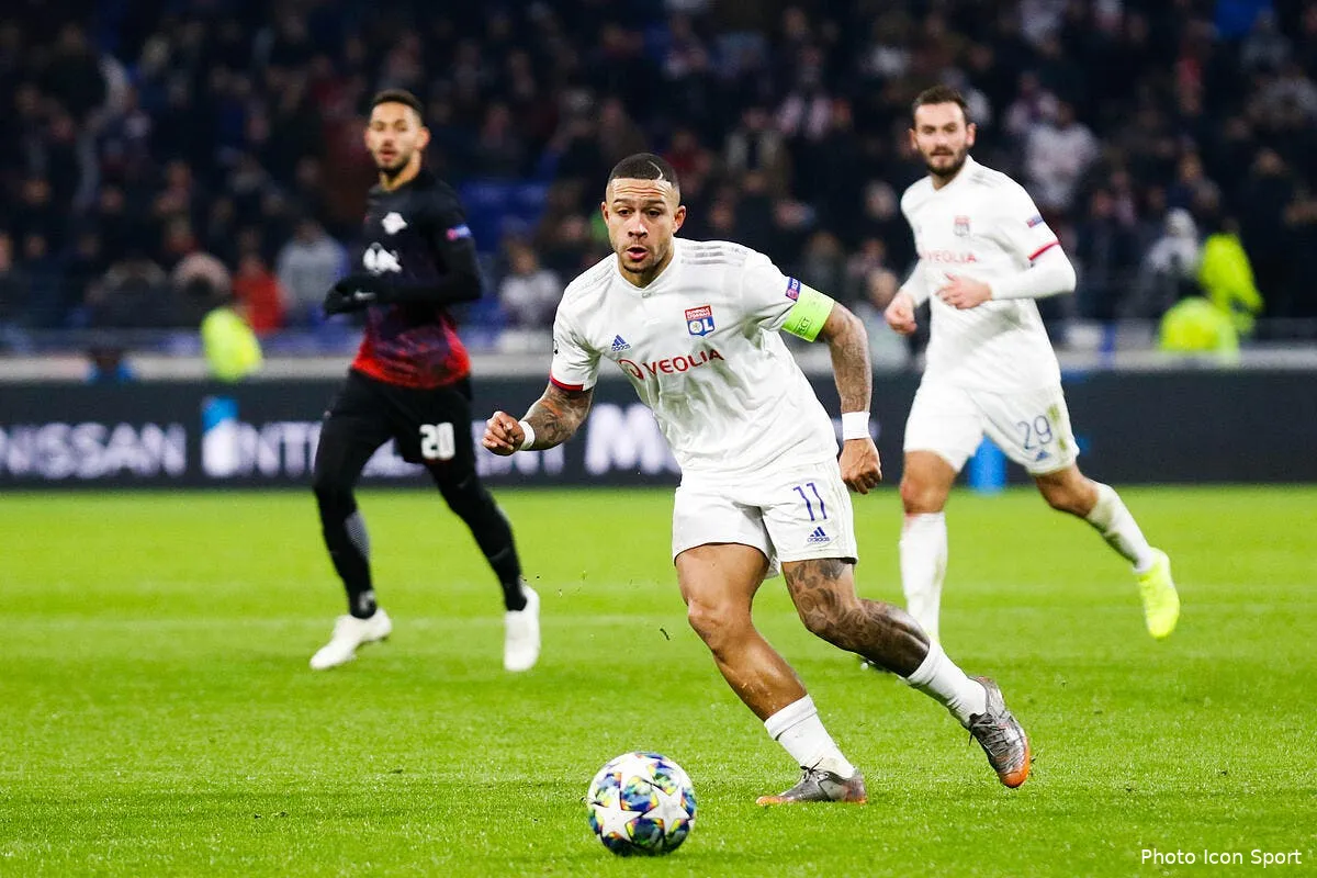 ol depay gravement blesse les supporters et garcia accuses icon bia 101219 02 09277385