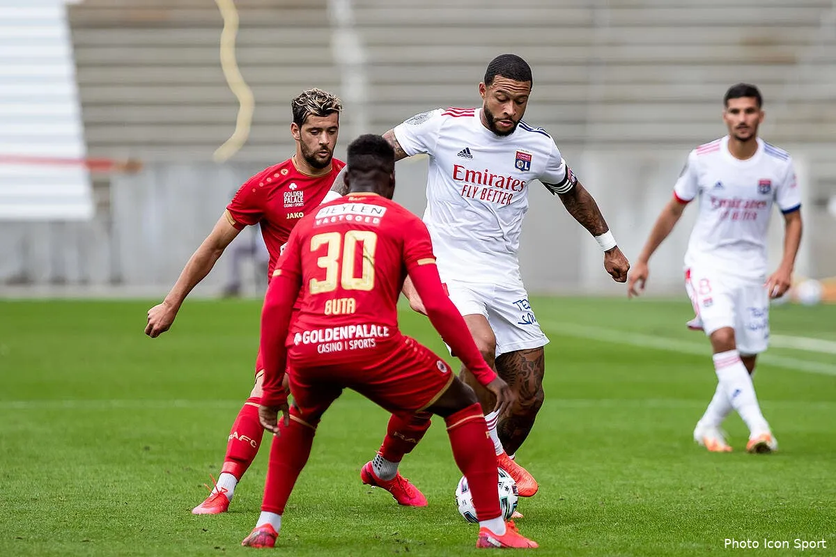 ol depay hyper motive pour vite fuir lyon icon belgaimage 166355454290381