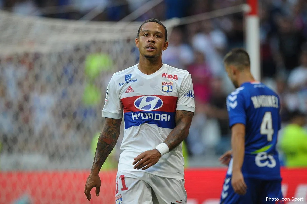 ol depay se ridiculise et annonce son transfert au real madrid depay 13196345