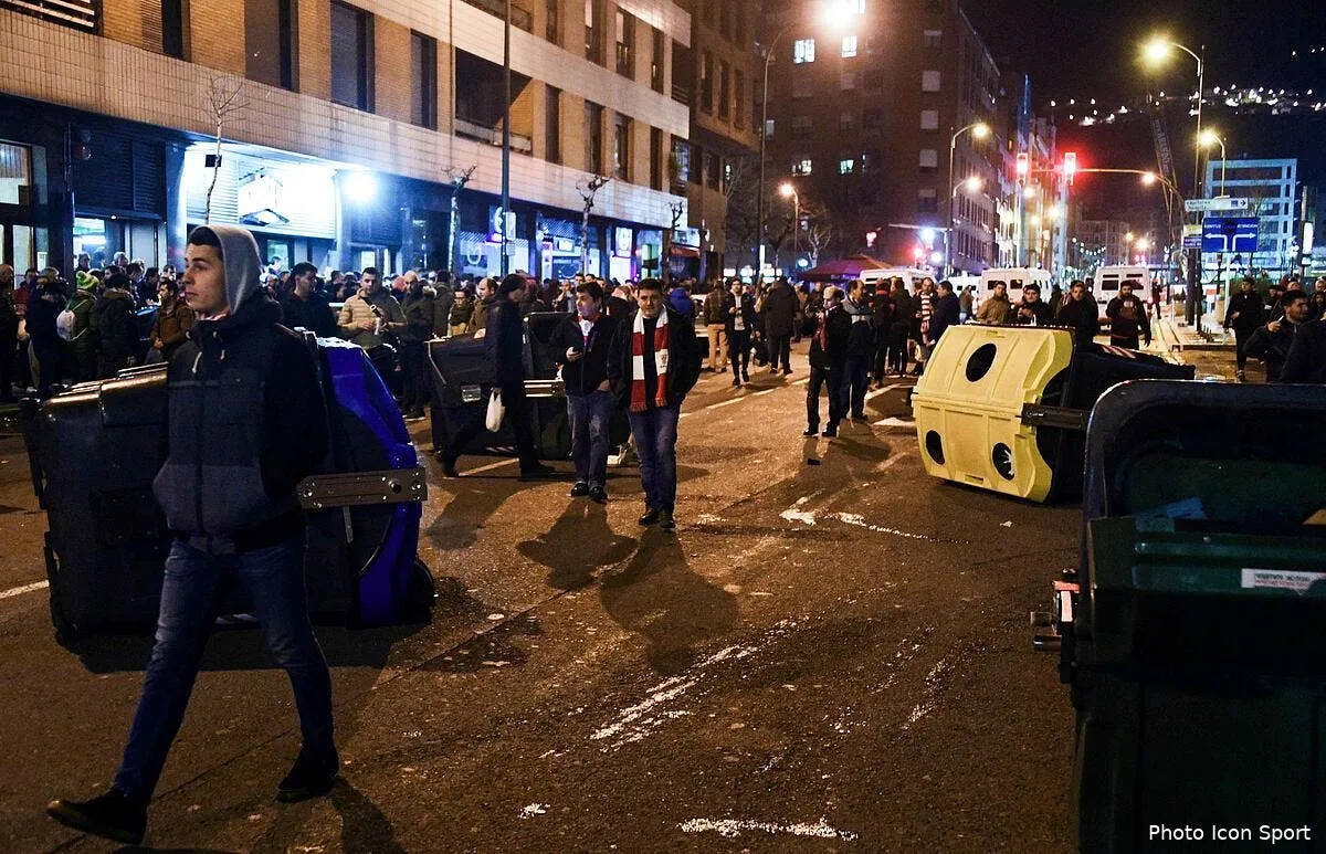 ol des visiteurs surprises qui font flipper le prefet de lyon iconsport icon spu 220218 45 18212835