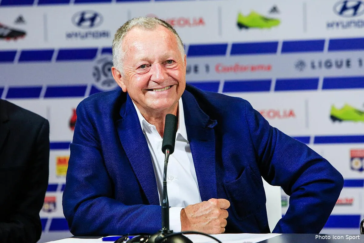ol deux departs au mercato aulas roi de la fake news icon bia 010918 93 10254269