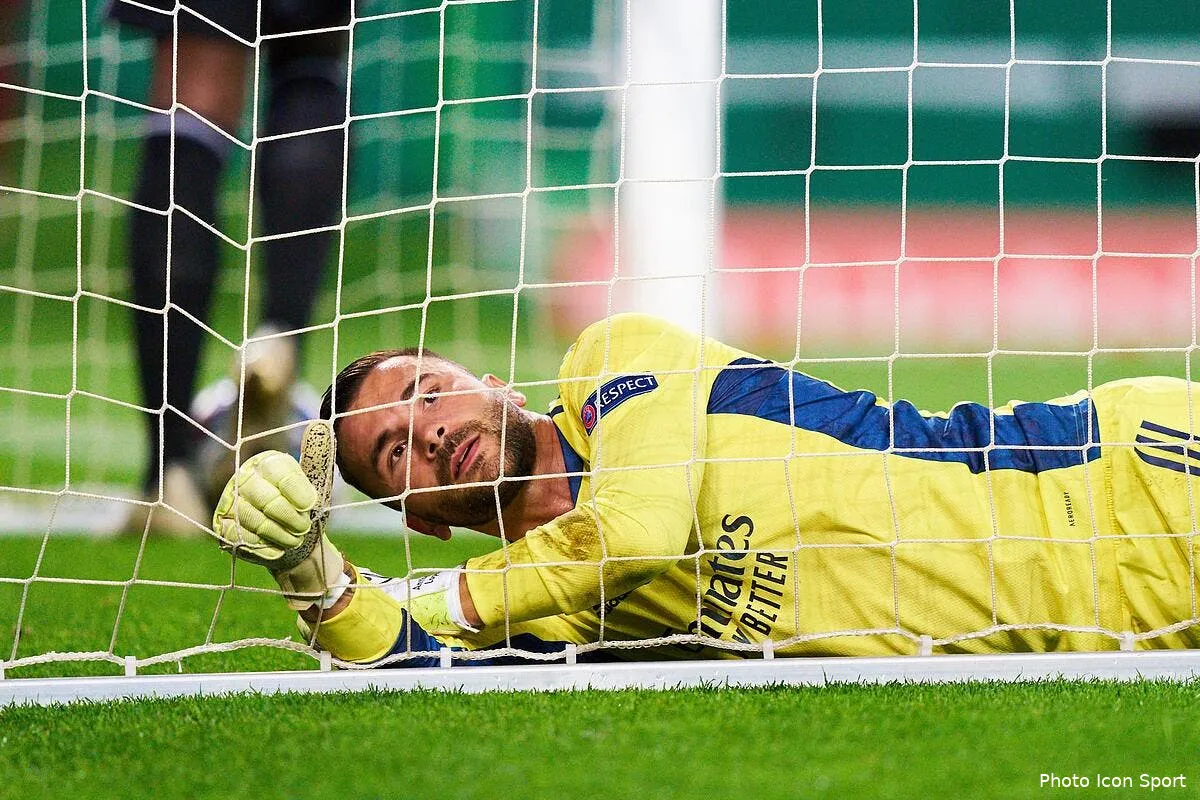 ol du bayern a dijon lyon se mouille la nuque icon firo190820lyonbayernps33292183