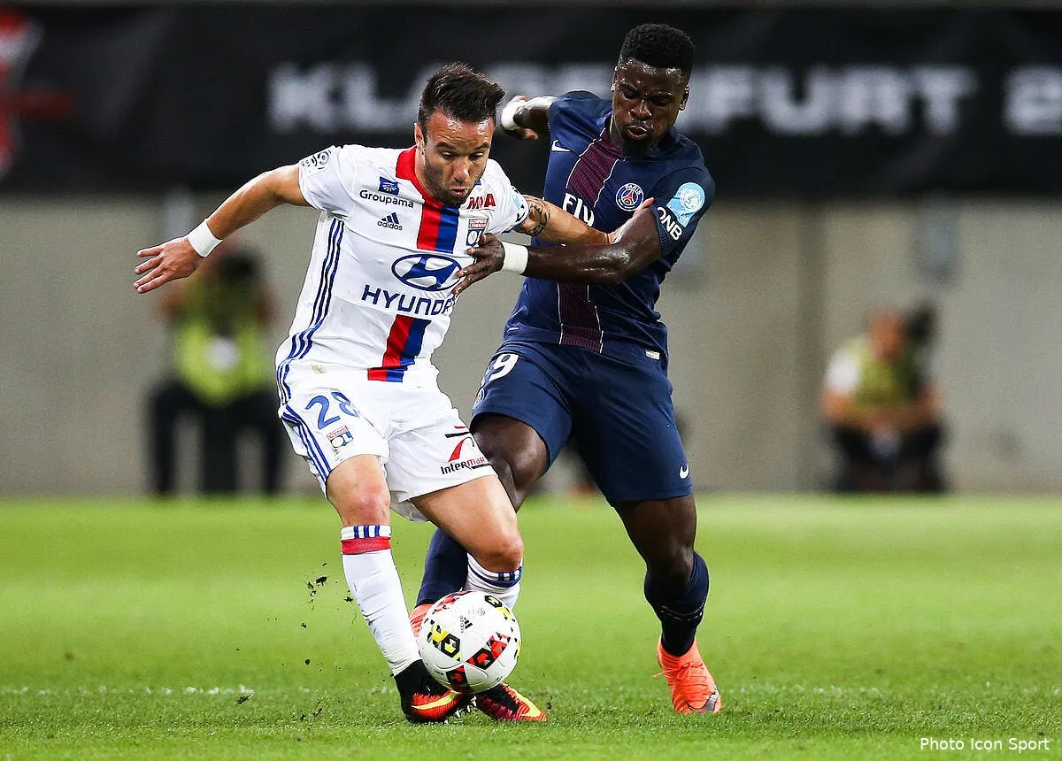ol duluc glisse un tacle a lyon sur le compte du psg iconsport gep 060816 08 17153262