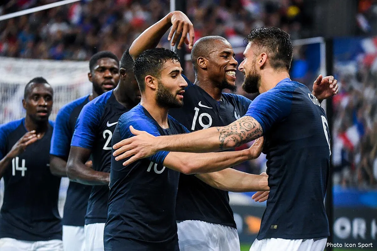 ol fabinho glisse un petit conseil a fekir au mercato icon dib 280518 11 59220335