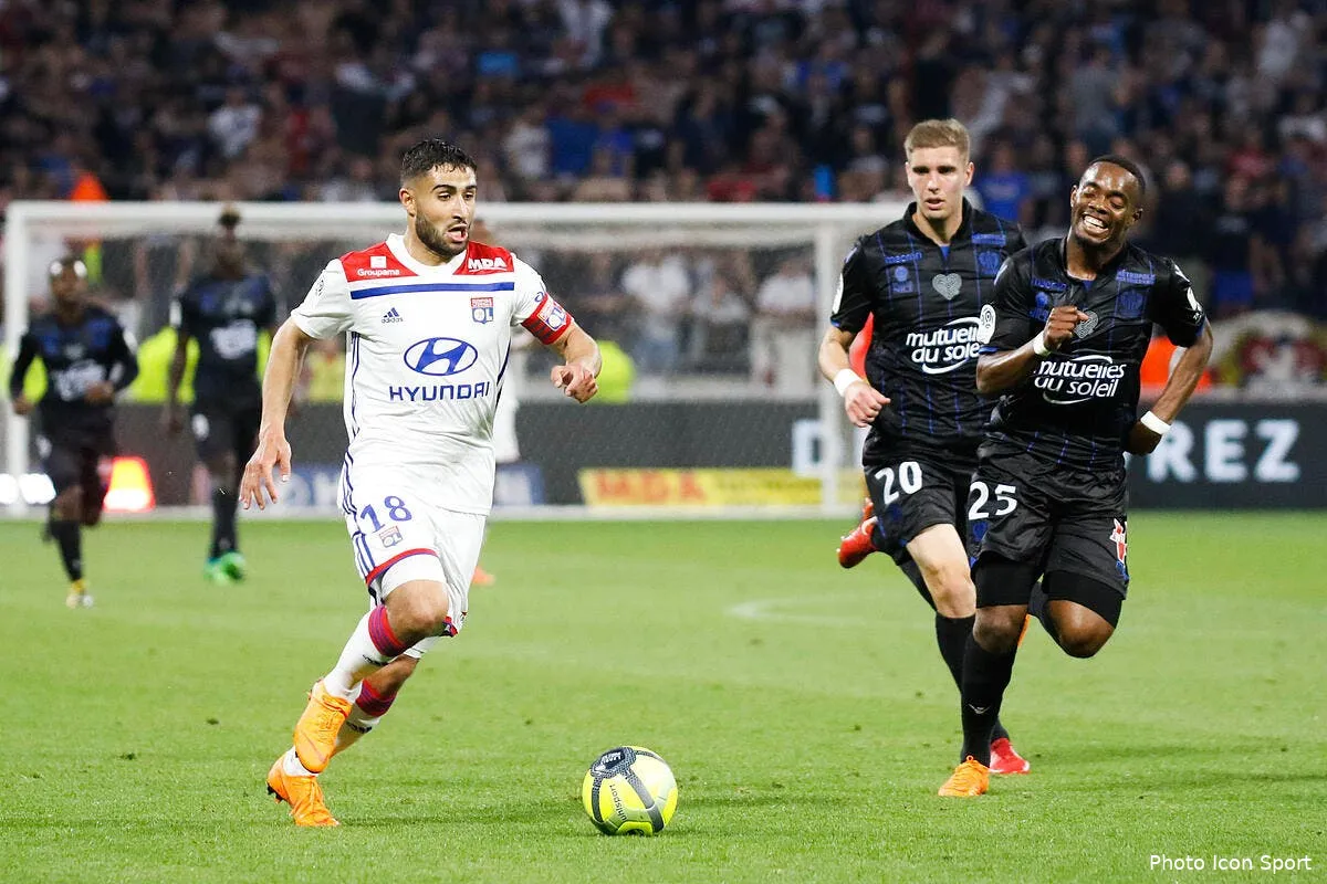 ol fekir a liverpool acceleration en vue iconsport icon bia 190518 08 39219961