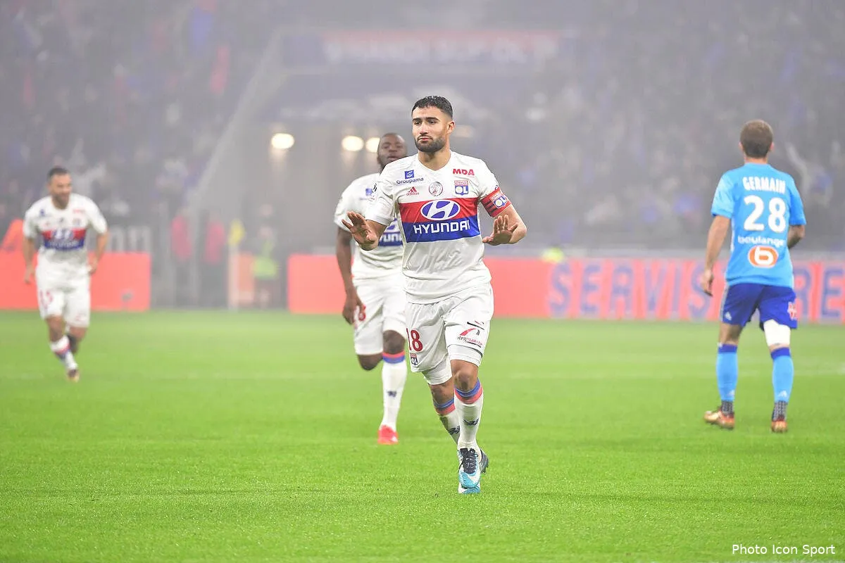 ol fekir a tout a lyon lionel charbonnier lui demande de rester icon win 171217 01 33019226917