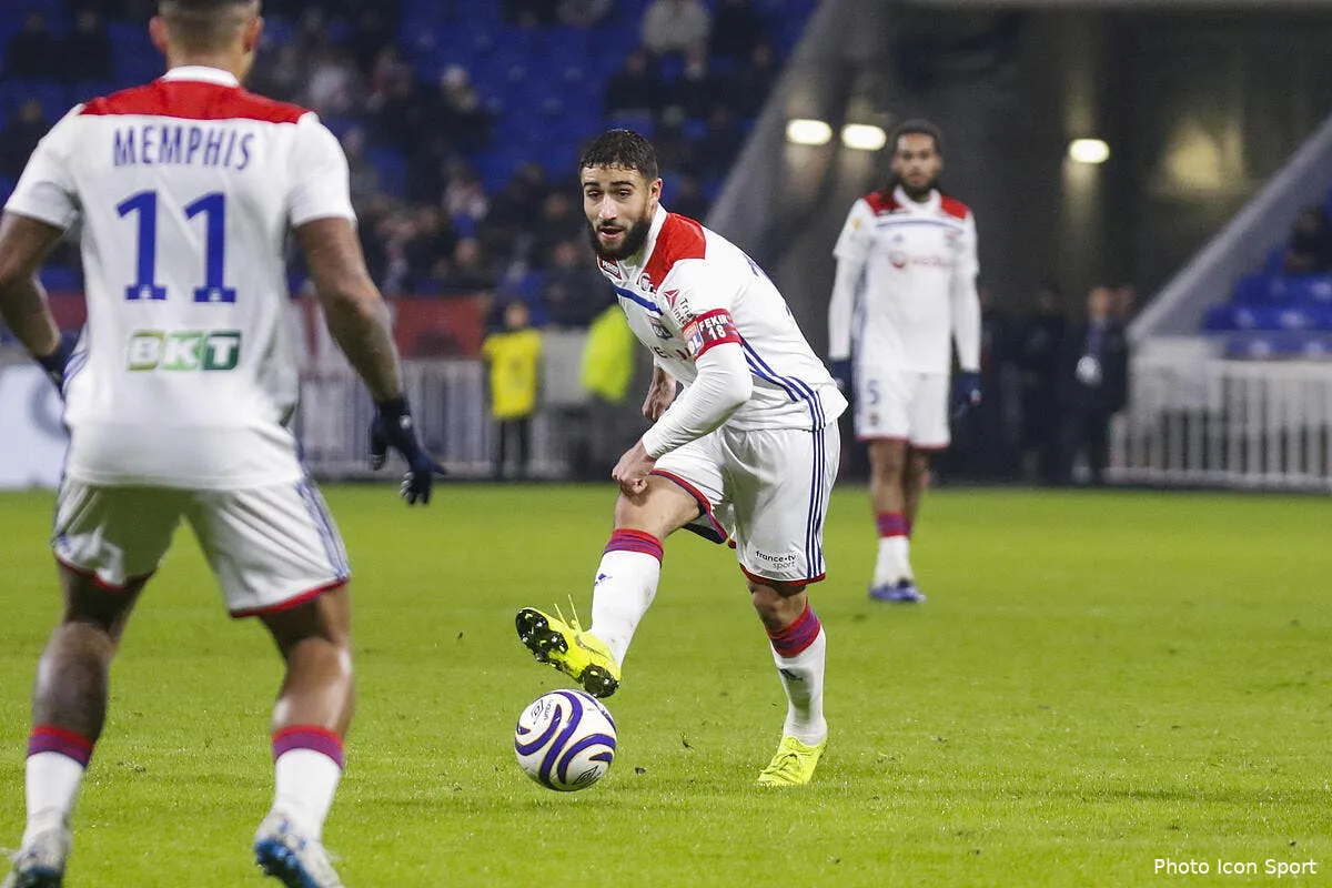 ol fekir et depay rivaux plus que coequipiers lyon doit reagir icon bia 080119 45 23241693