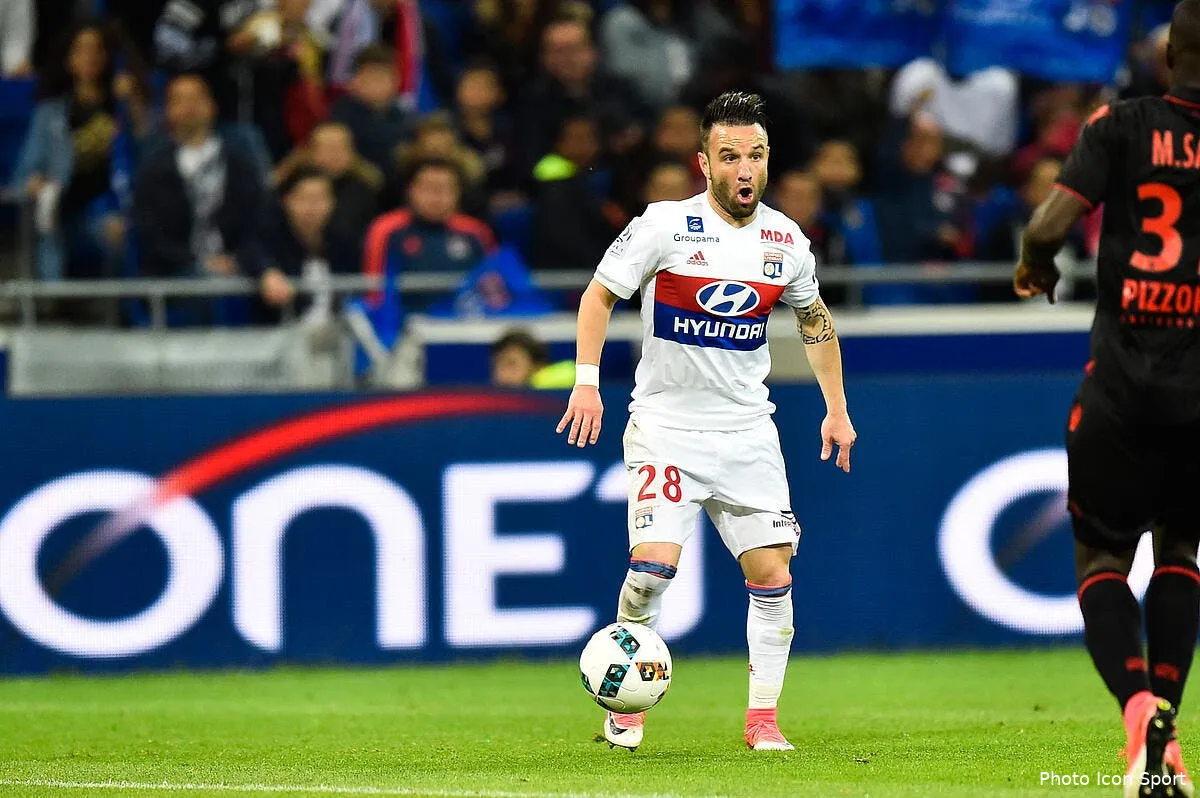 ol fenerbahce lache une offre light pour valbuena iconsport laf 200517 08 04 1181328