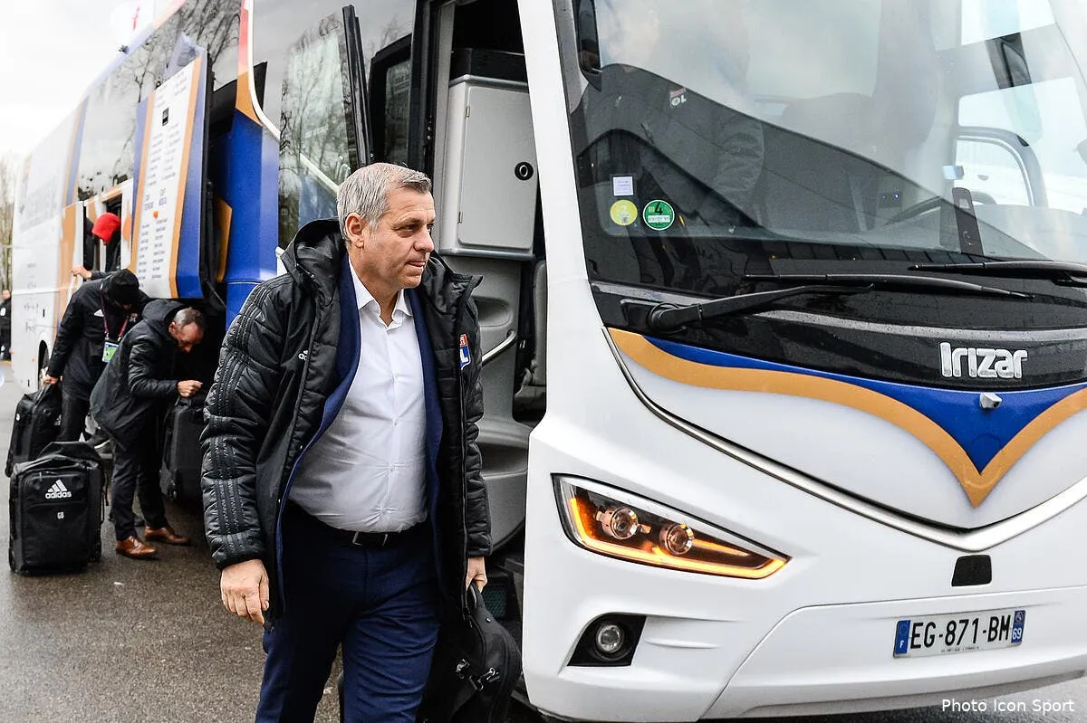 ol genesio est fan d aulas c est son bouclier humain a lyon icon bap 270119 93 05248229