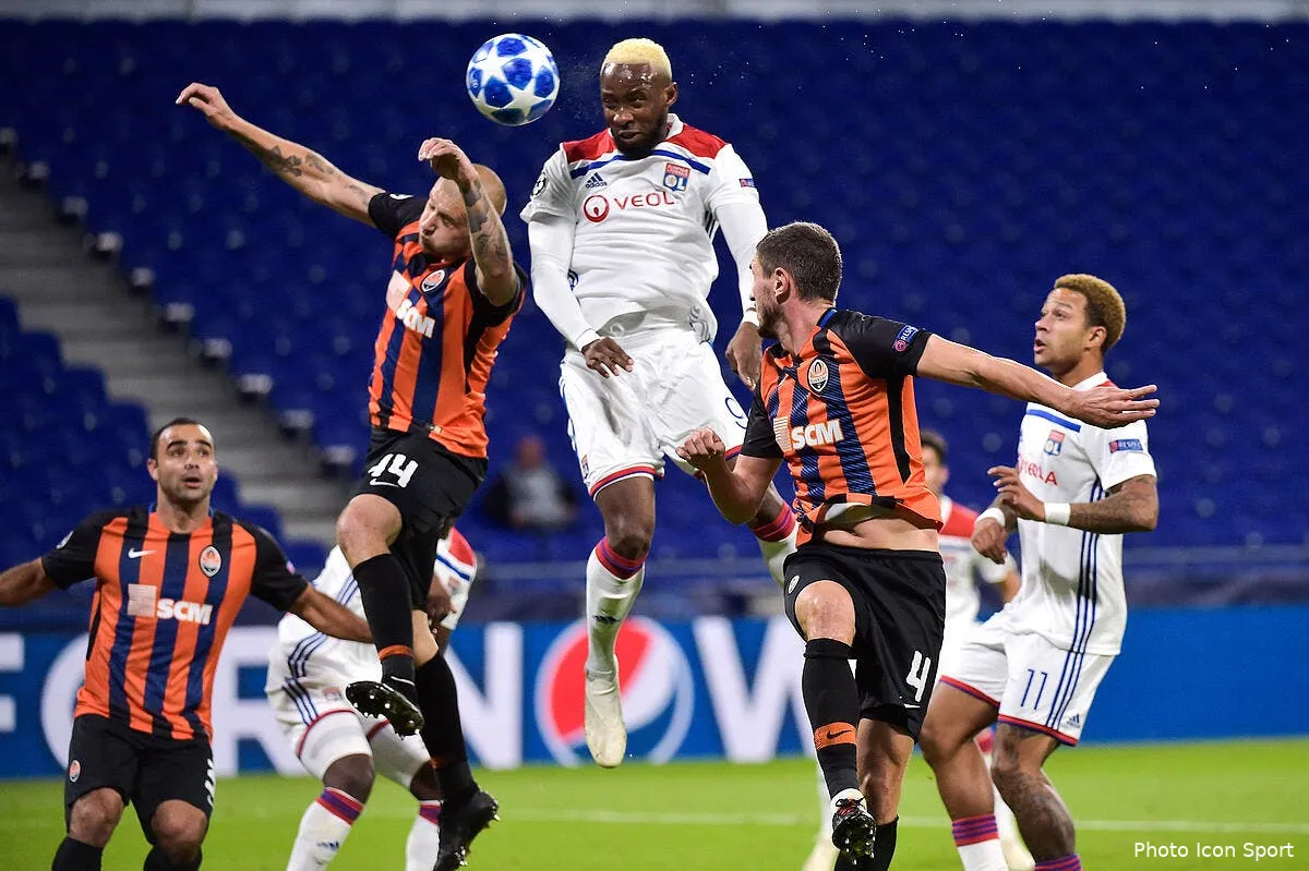 ol gilets jaunes et souci d avion lyon saura tout dans 24h sur sa finale iconsport icon laf 021018 93 17237937